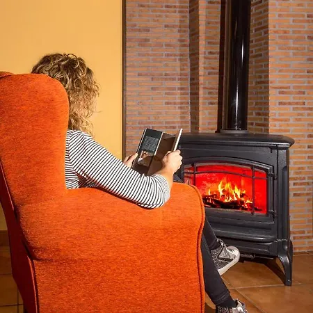 Casa Fresneda Jardin Rio Y Parque Infantil Frente A La Casa Fresneda de la Sierra Tirón